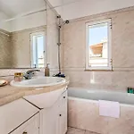Candeias Villa *